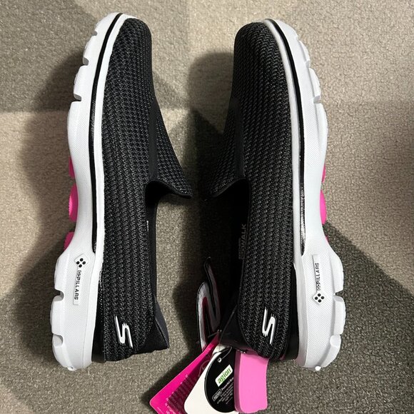 NWT Skechers GO WALK 3 Black Slip-on Walking Sneakers Women's Size 9 - Picture 8 of 14